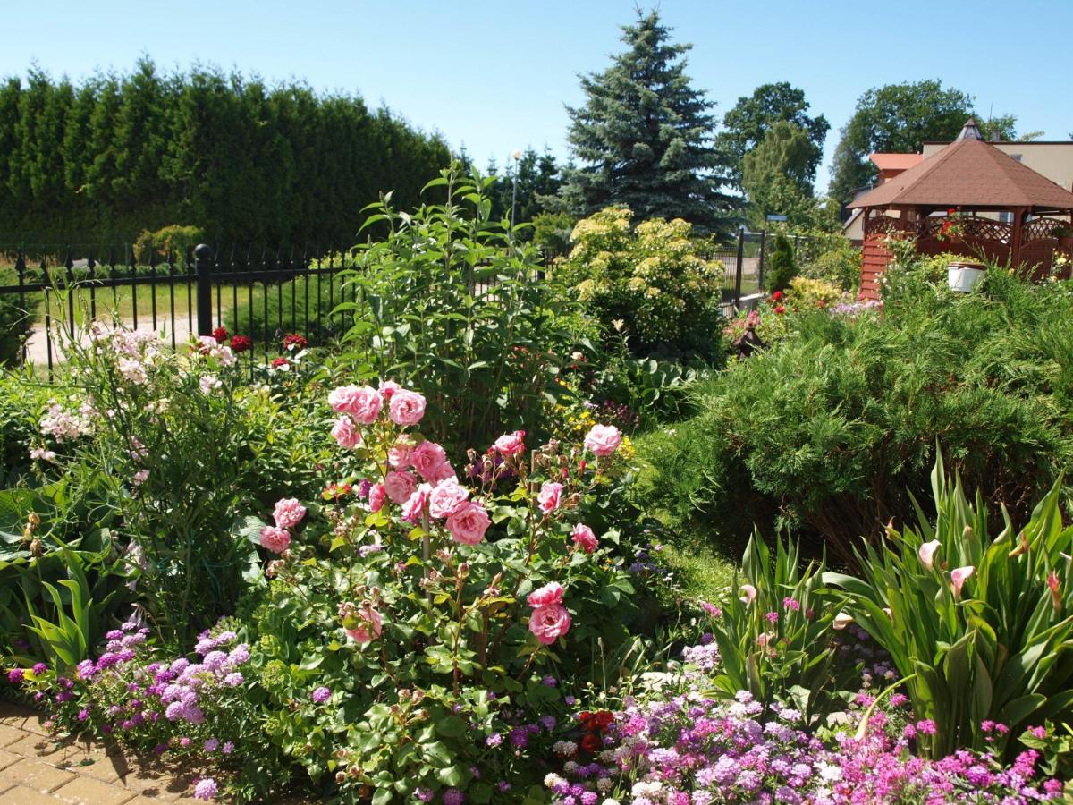 Bajka Bed & Breakfast Dabki Exterior photo