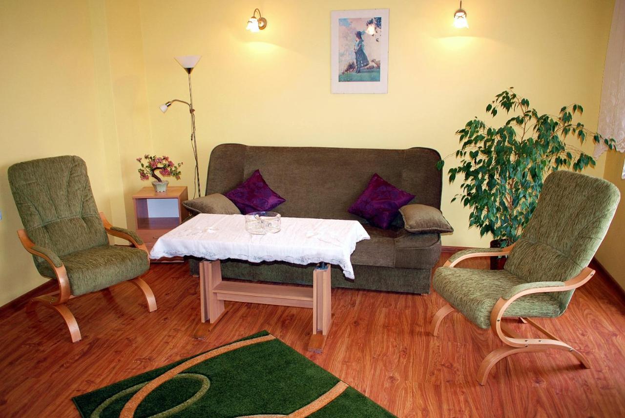 Bajka Bed & Breakfast Dabki Exterior photo