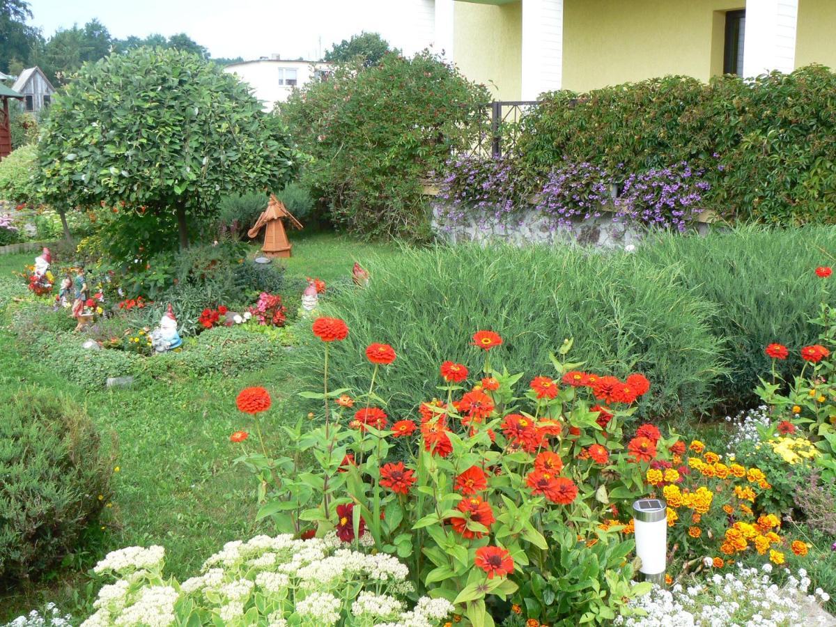Bajka Bed & Breakfast Dabki Exterior photo